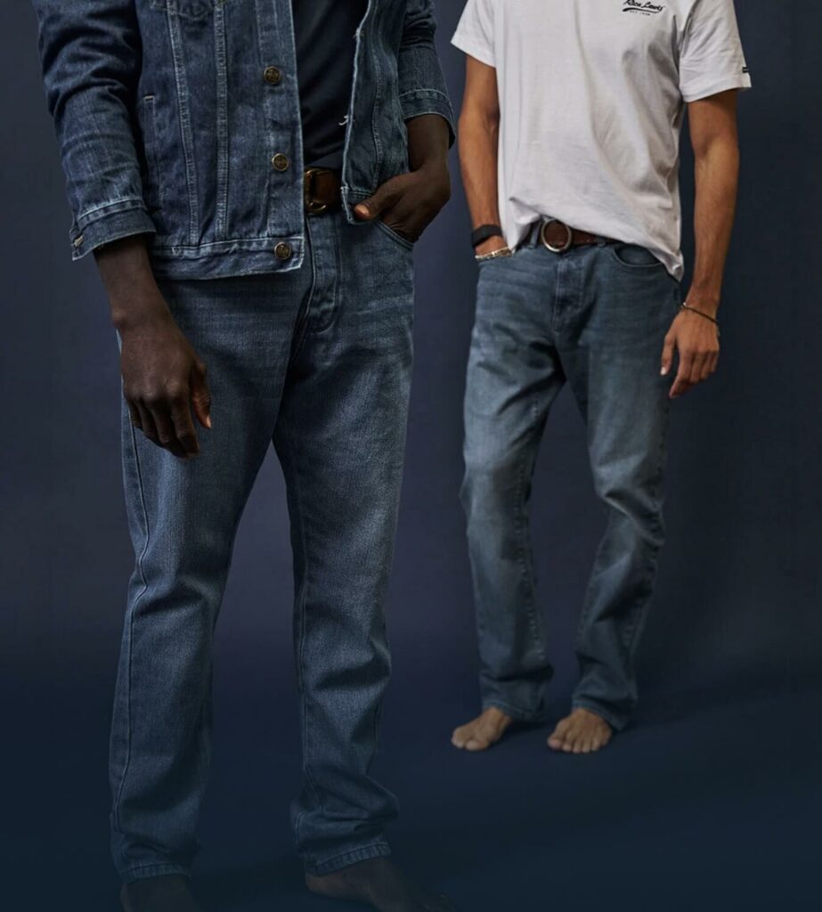 Rica Lewis Workwear – vêtements de travail en denim en situation professionnelle